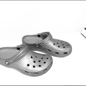 silver metallic crocs